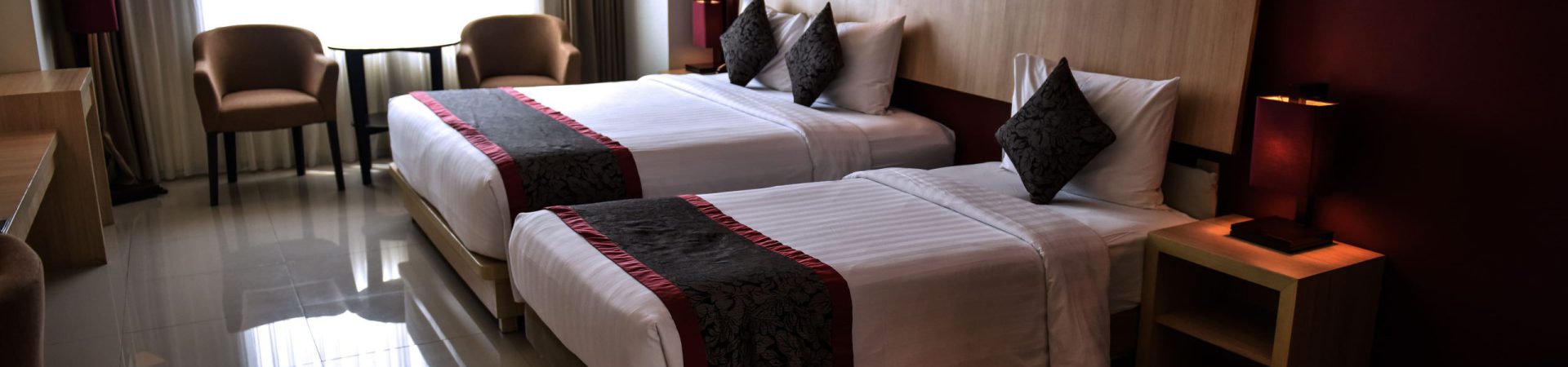 room_family deluxe triple 1_the kana kuta hotel